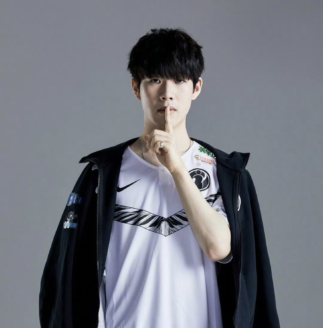 结合在了一 结合在了一