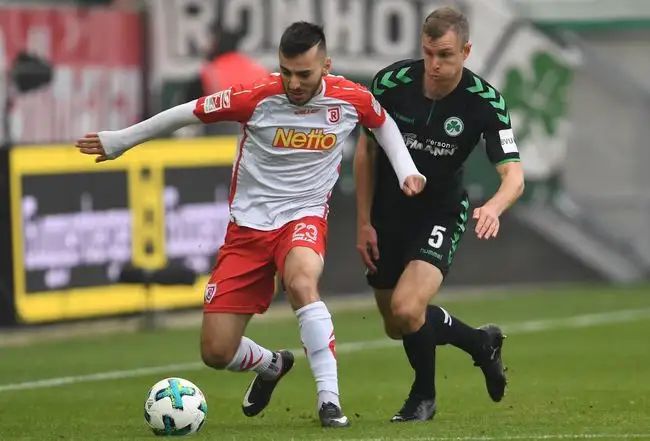 和坚定的意 和坚定的意